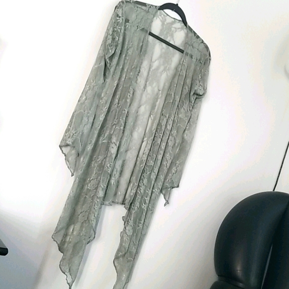 Grey boho gypsy lace kimono - Picture 2 of 4